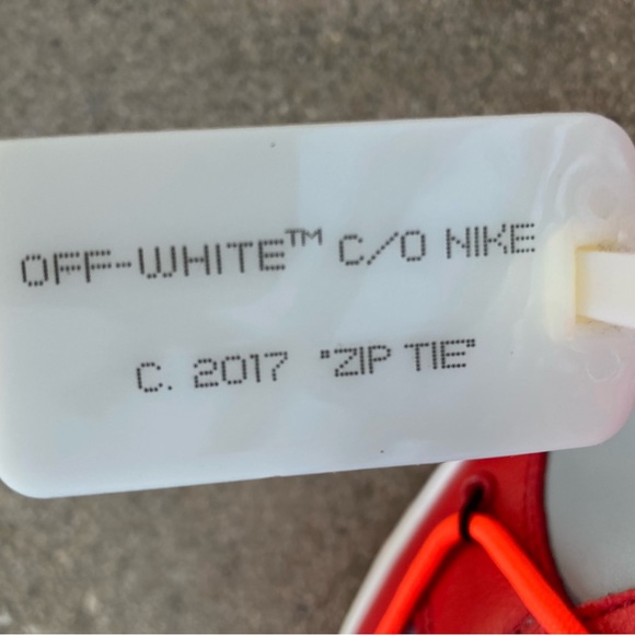 Nike off white dunks size 10.5 - Picture 4 of 10